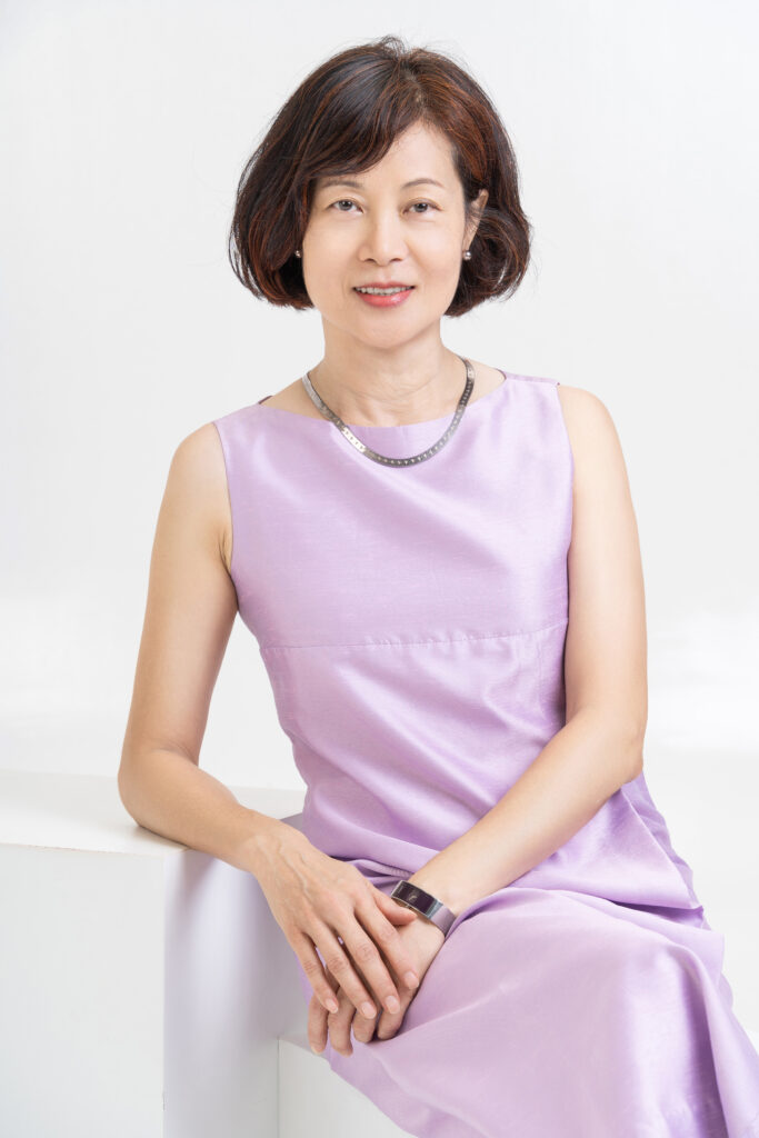 H2: Professional Corporate Photoshoot Studio Singapore